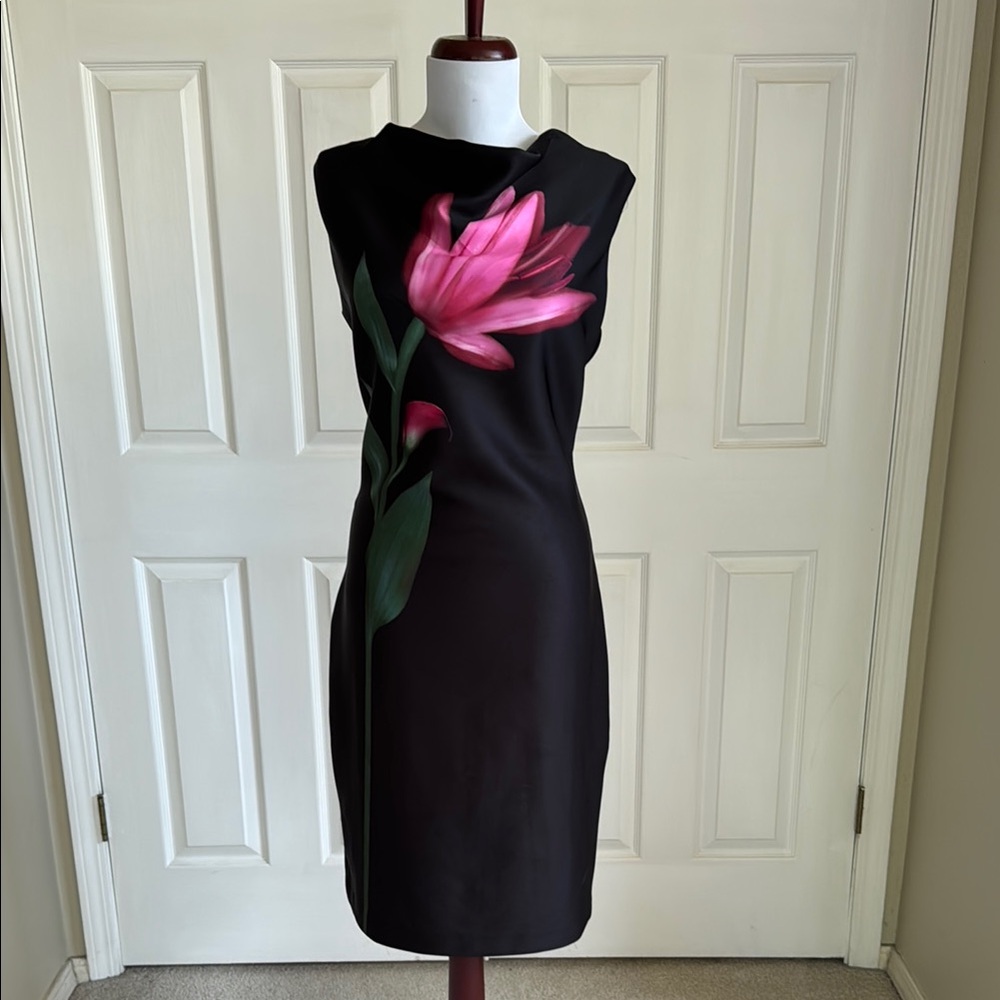 Halston, M - Picture 2 of 10